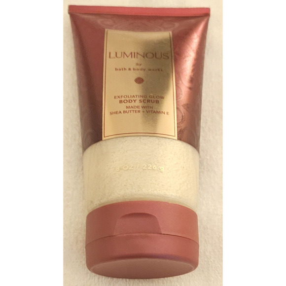 BATH & BODY WORKS LUMINOUS EXFOLIATING GLOW BODY SCRUB W/SHEA BUTTER & VITAMIN E - Picture 1 of 2